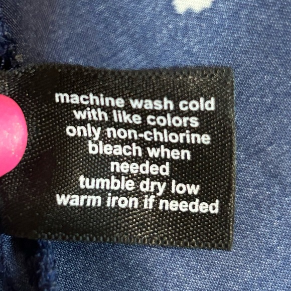 Lane Bryant Floral Bell Sleeves Top Womens Size 18/20 V-Neck Flowy Navy - Picture 6 of 6